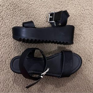 Herstyle Platform Sandal